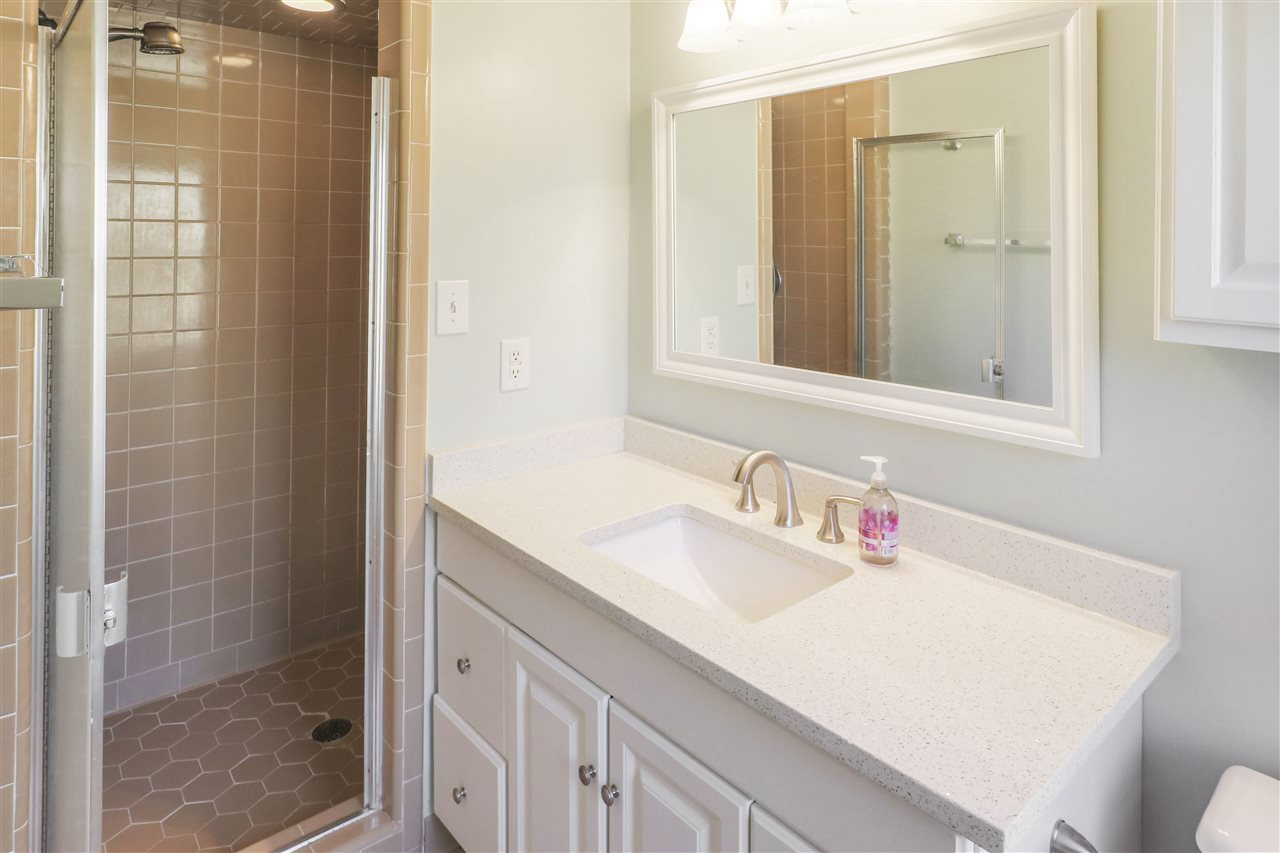 901 Merrie Road Raleigh, NC 27606 - Photo 12 of 18 Photo 12