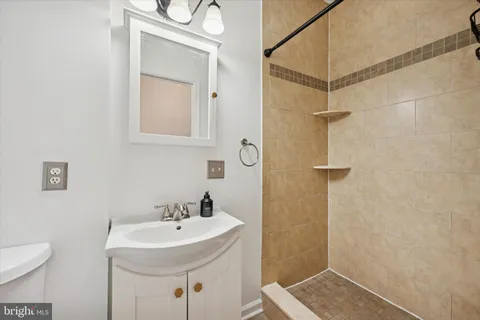 $2,200 | 1906 Gilpin Avenue, Wilmington, DE 19806