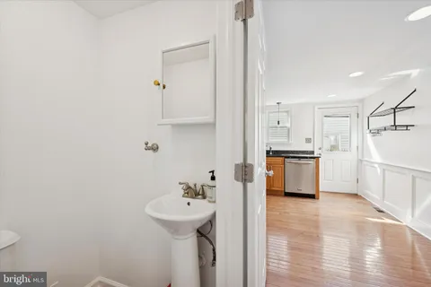 $2,200 | 1906 Gilpin Avenue, Wilmington, DE 19806