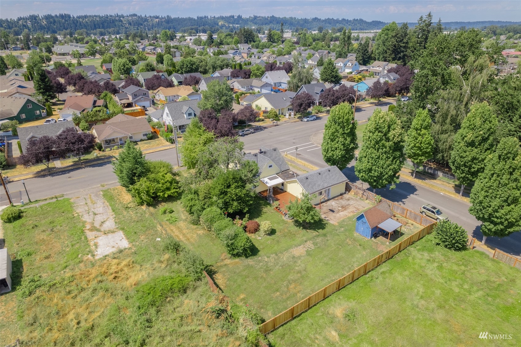 5415 Parker Road East Sumner, WA 98390 - Photo 27 of 27 an aerial view of residential houses with outdoor space