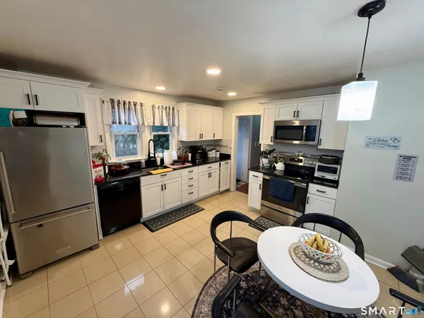 $4,400 | 64 Hickory Street, Bridgeport, CT 06610