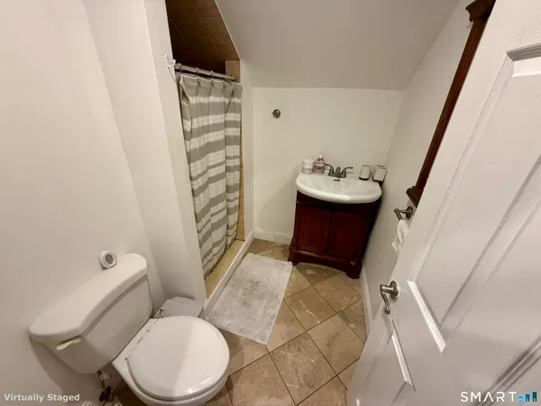 $4,400 | 64 Hickory Street, Bridgeport, CT 06610