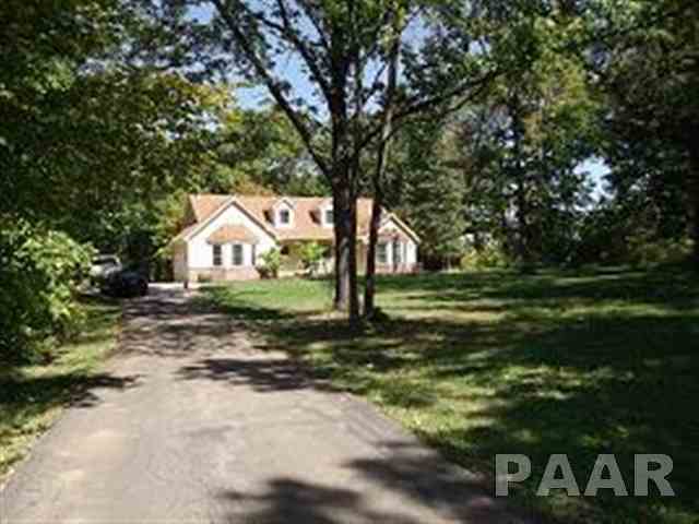 421 West Bittersweet Road Washington, IL 61571 - Photo 1 of 15 Gallery Image 1