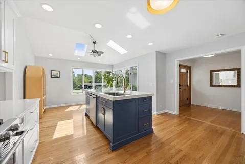 $799,900 | 8S208 Indiana Avenue, Naperville, IL 60540