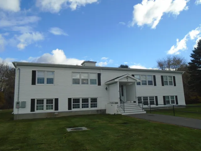 $199,900 | 5 Mar-Val Terrace, Unit B1, Winslow, ME 04901