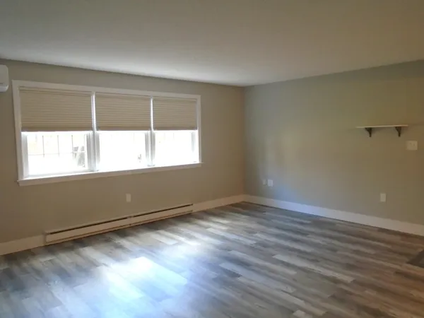 $193,000 | 5 Mar-Val Terrace, Unit B1, Winslow, ME 04901