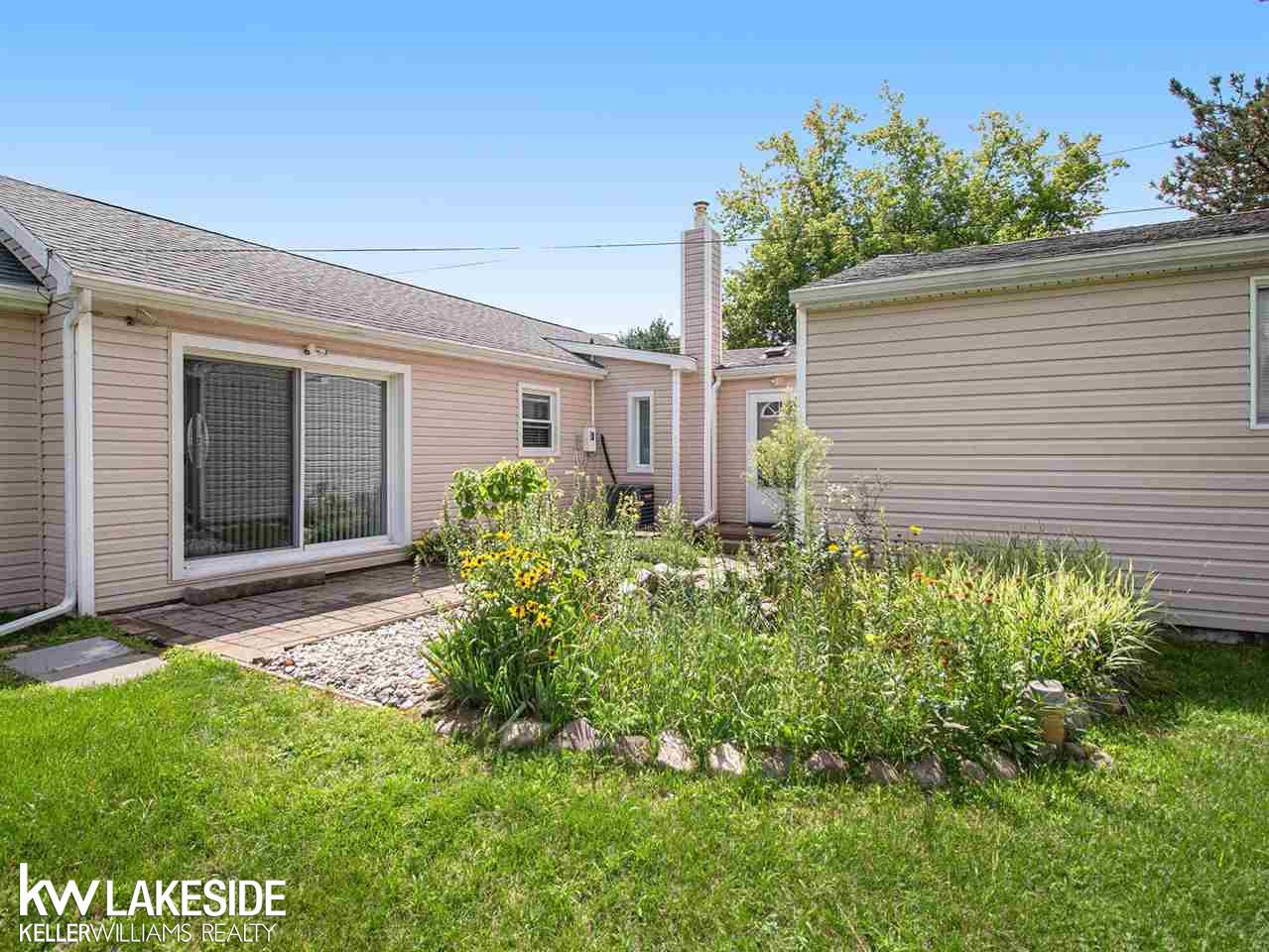 792 Hemingway Road Lake Orion, MI 48362 - Photo 25 of 28 50019742-24.JPG
