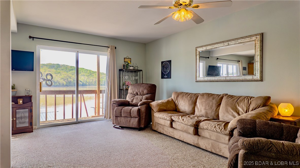1130 Laura Hufferd Road Roach, MO 65787 - Photo 10 of 18 Large living room.