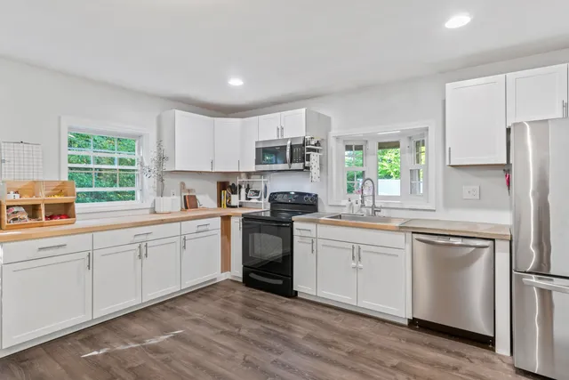 $330,000 | 1313 Beckwith Road, Cornville, ME 04976