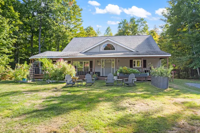 $330,000 | 1313 Beckwith Road, Cornville, ME 04976