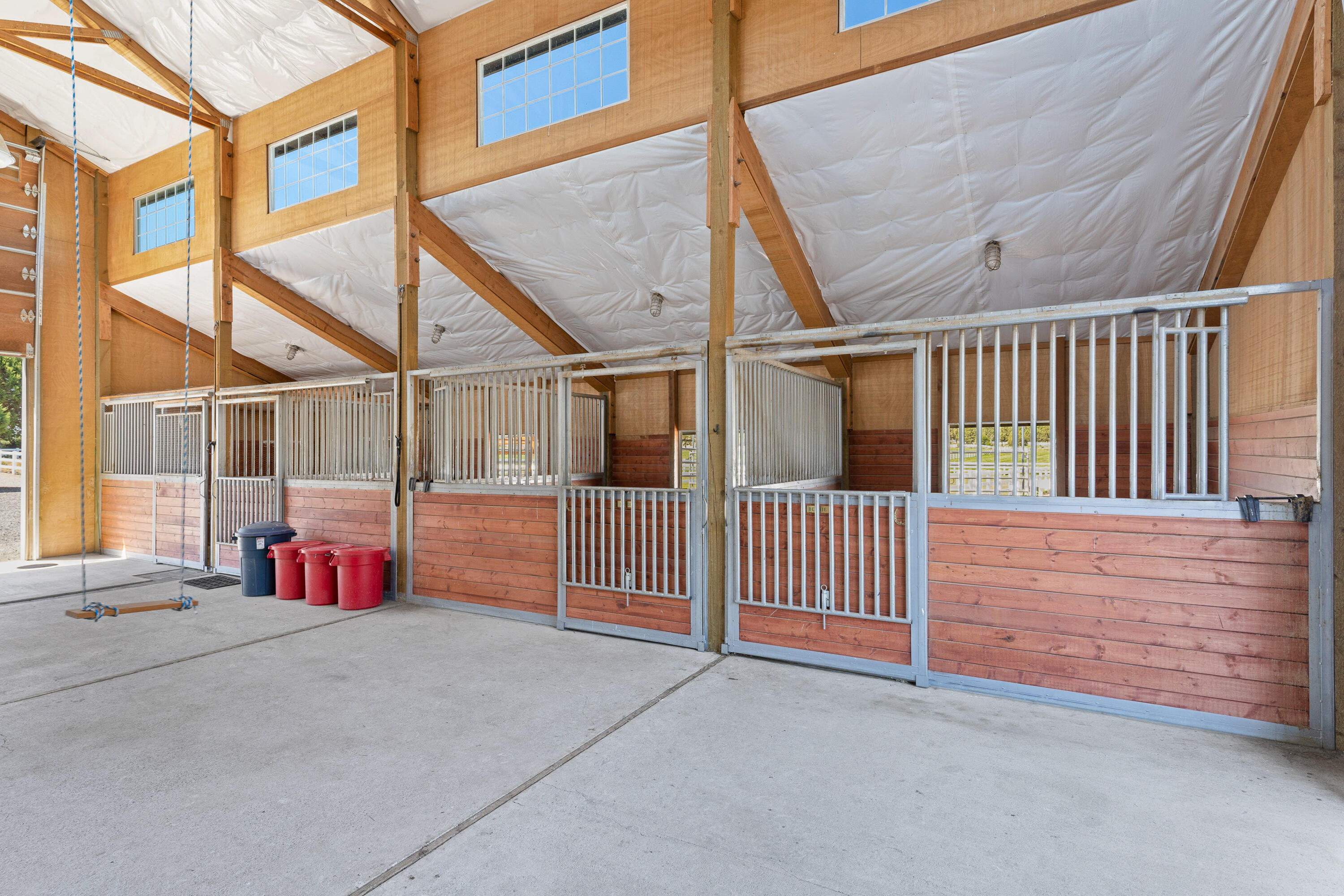 18611 Couch Market Road Bend, OR 97703 - Photo 41 of 55 41
