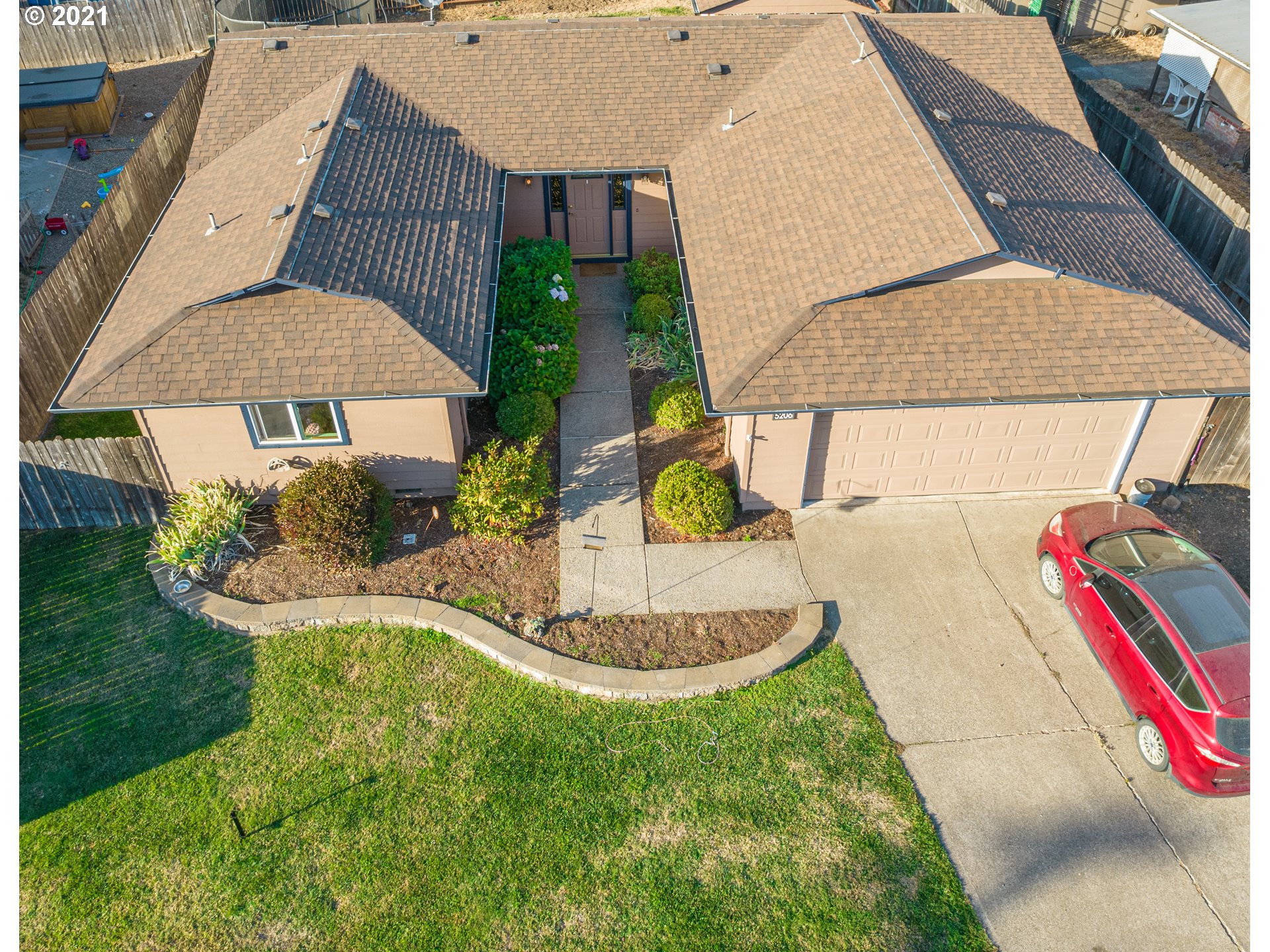5206 F Street Springfield, OR 97478 - Photo 2 of 17 a view of a house with a entertaining space