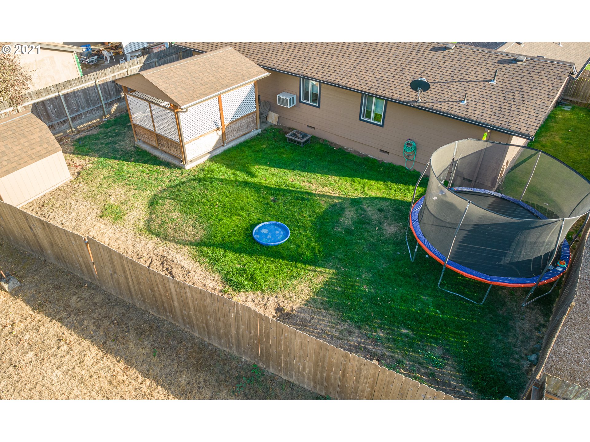 5206 F Street Springfield, OR 97478 - Photo 17 of 17 a aerial view of a house having yard
