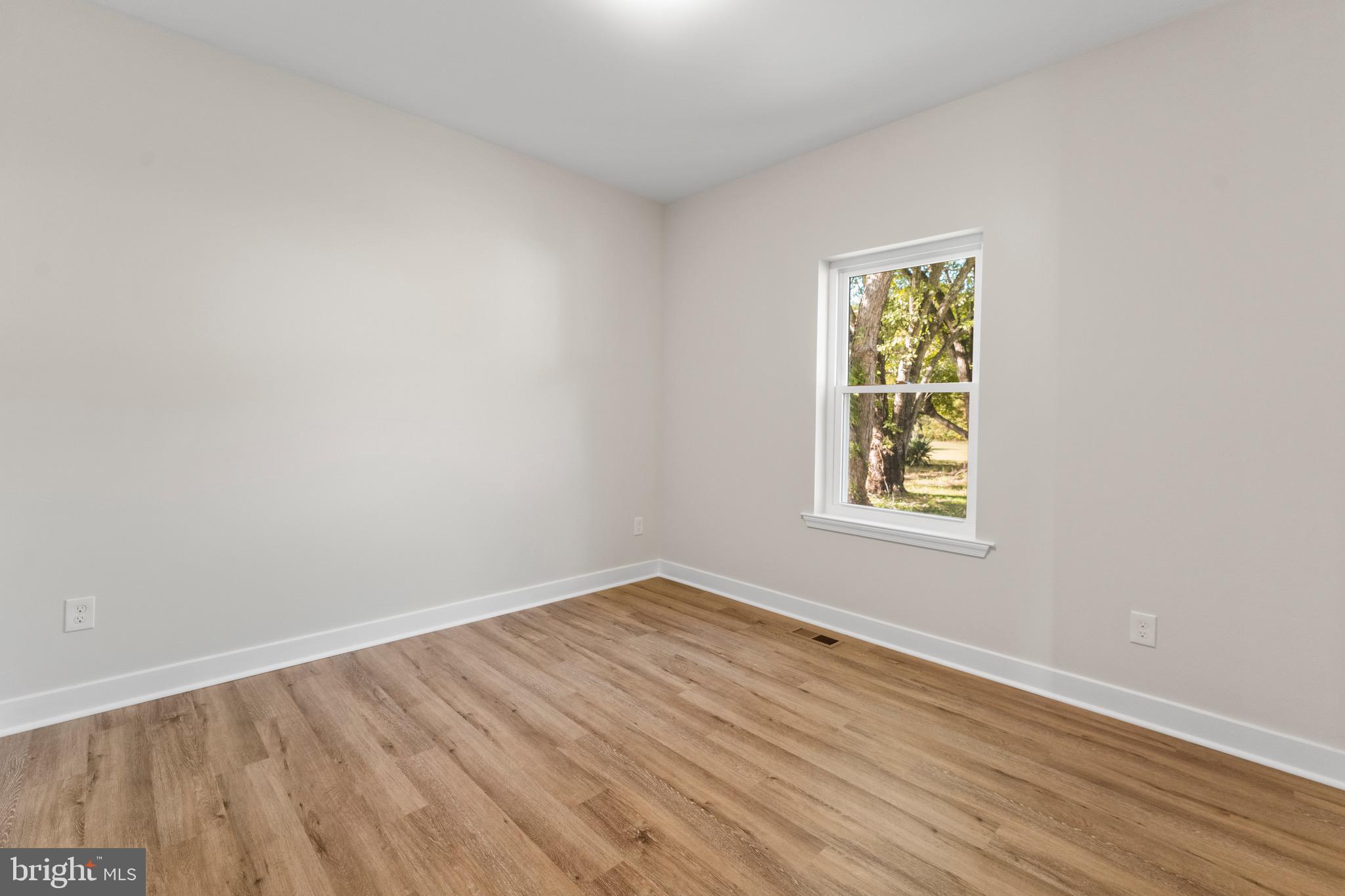 14 Azalea Way Colonial Beach, VA 22443 - Photo 15 of 66