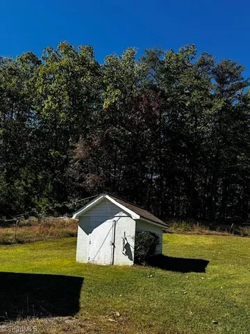 $275,000 | 1359 Hanging Rock Park Road, Danbury, NC 27016