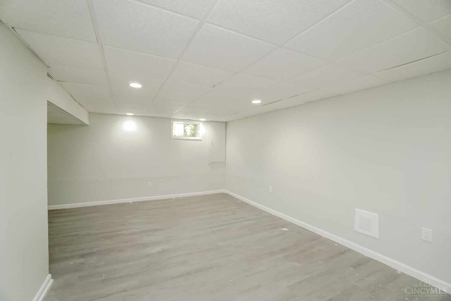2949 North Bend Road Cincinnati, OH 45239 - Photo 23 of 31 Gallery Image 23