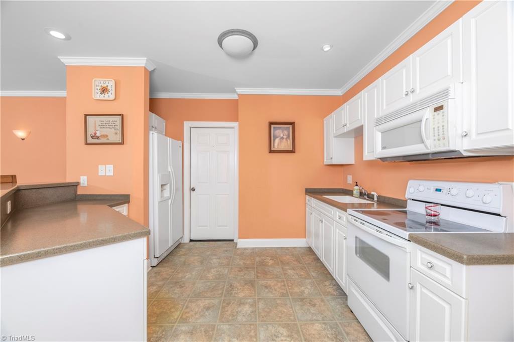 2053 E Road Walnut Cove, NC 27052 - Photo 28 of 39