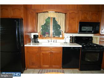 1412 Alsace Road Reading, PA 19604 - Photo 3 of 12 Gallery Image 3