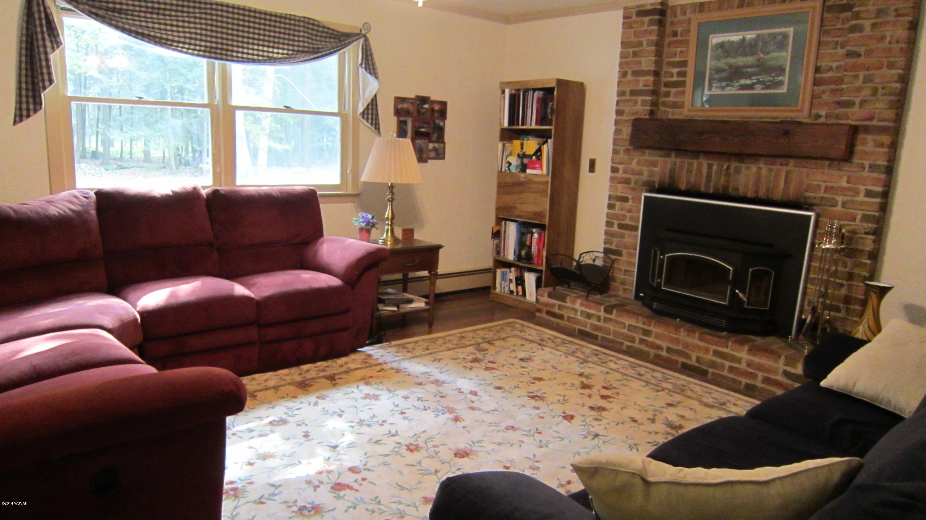 191 Baxter Road Montoursville, PA 17754 - Photo 17 of 28 First Floor Family Room - View 1