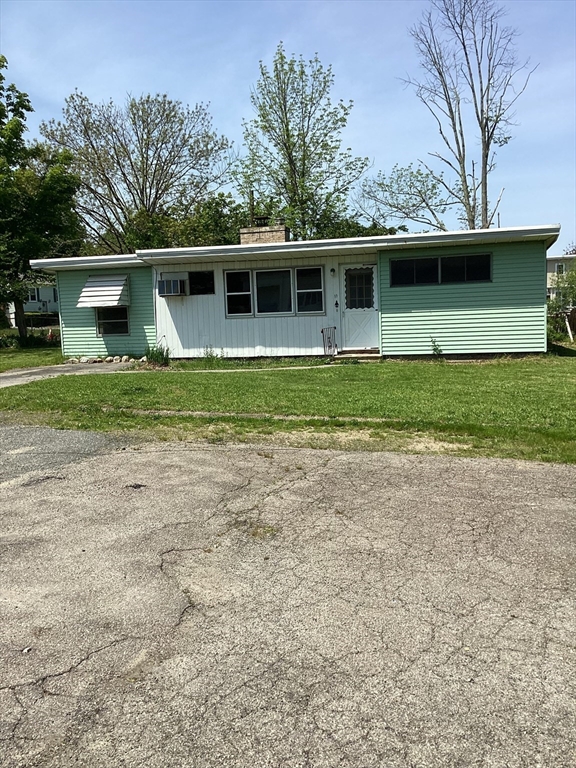 11 Montauk Road Brockton, MA 02301 - Photo 2 of 14