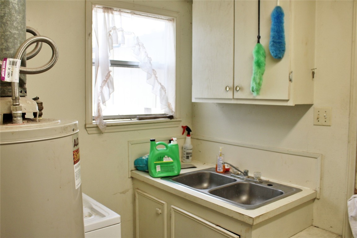 1061 Dee Allen Road Columbus, TX 78934 - Photo 36 of 40