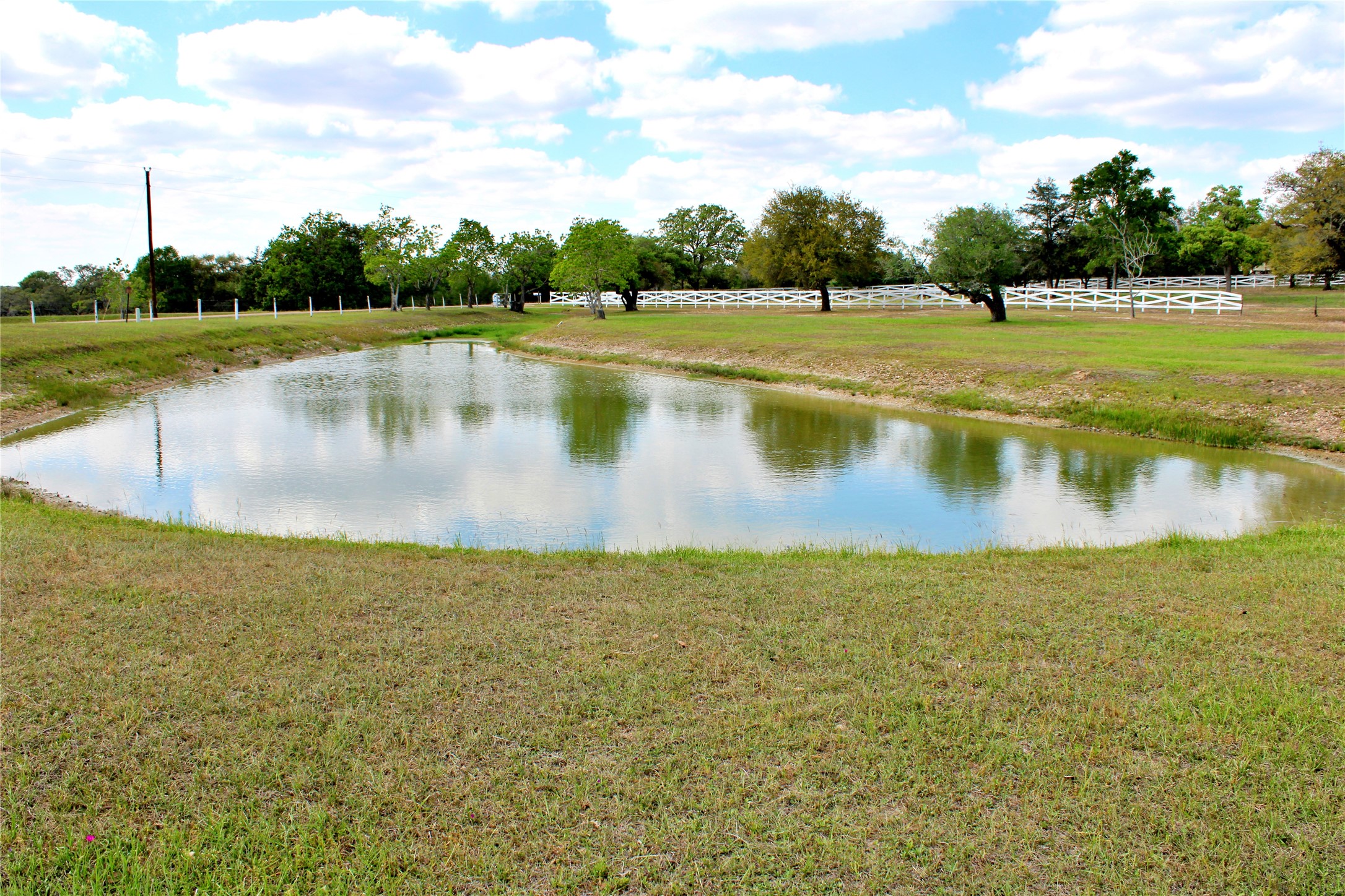 1061 Dee Allen Road Columbus, TX 78934 - Photo 6 of 40