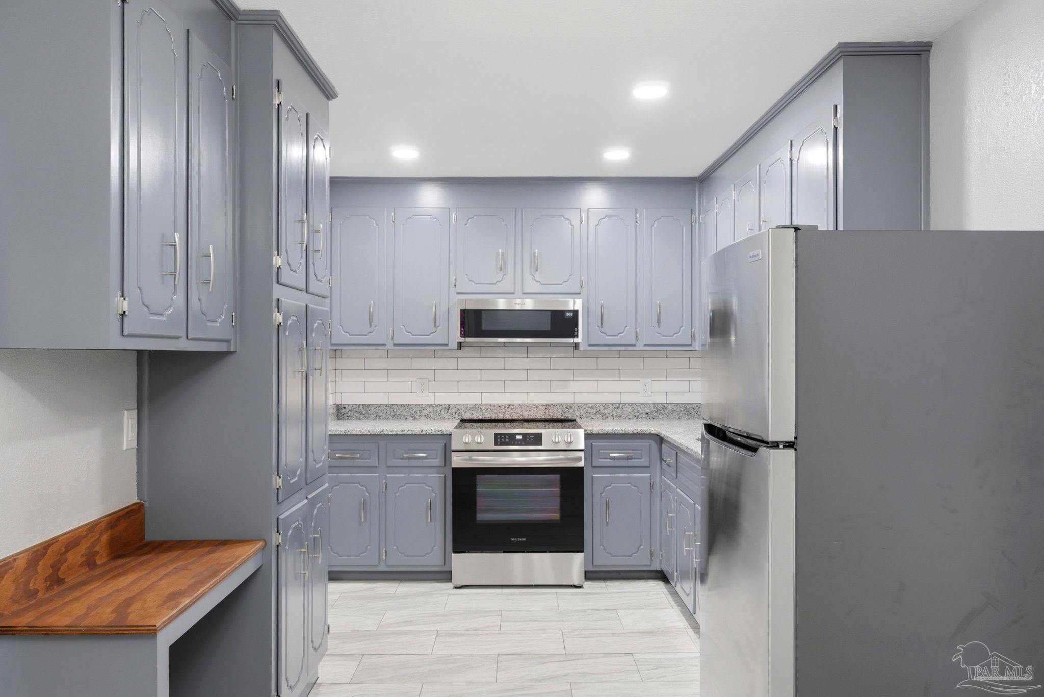 6464 Magnolia Street Milton, FL 32570 - Photo 11 of 37