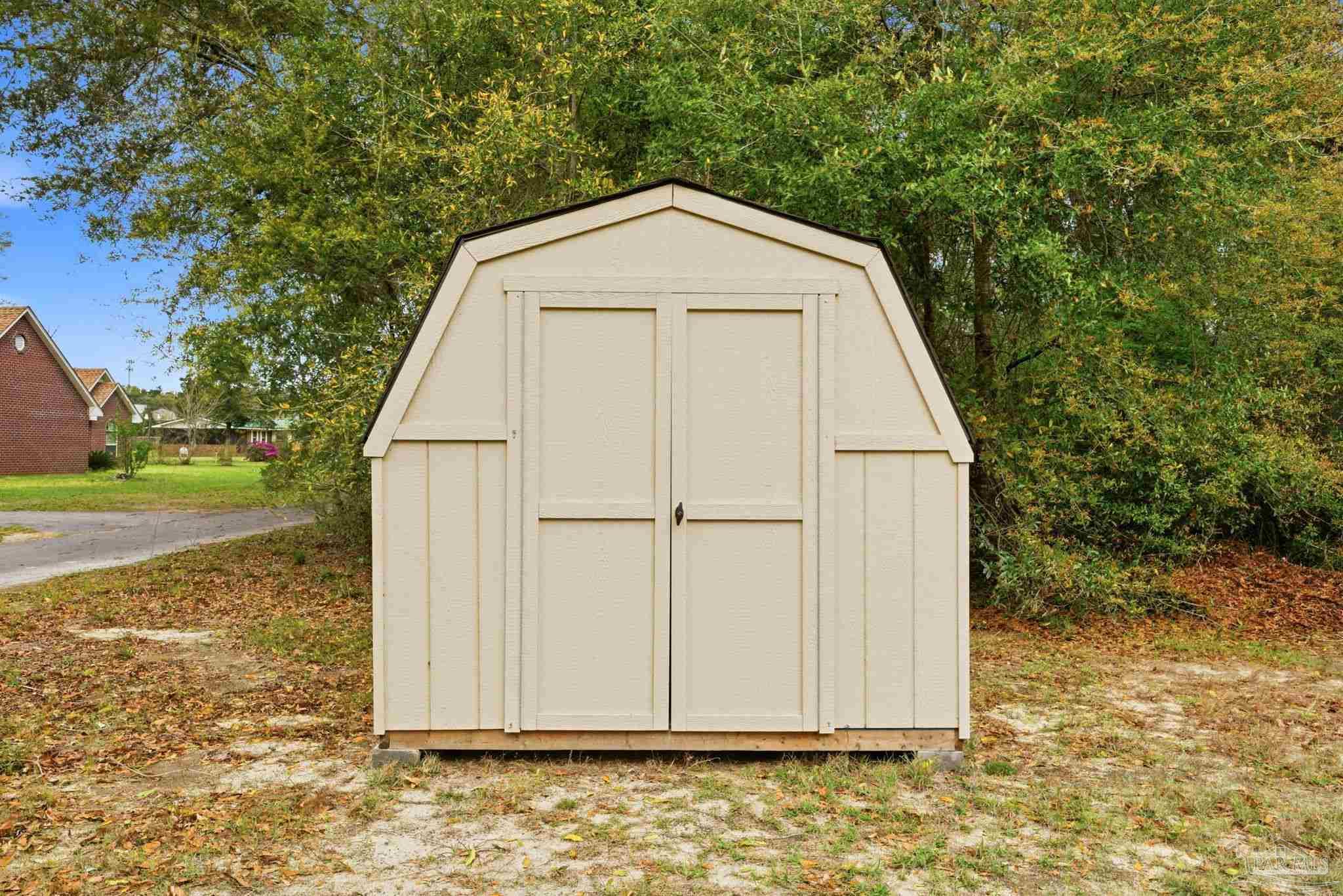 6464 Magnolia Street Milton, FL 32570 - Photo 31 of 37