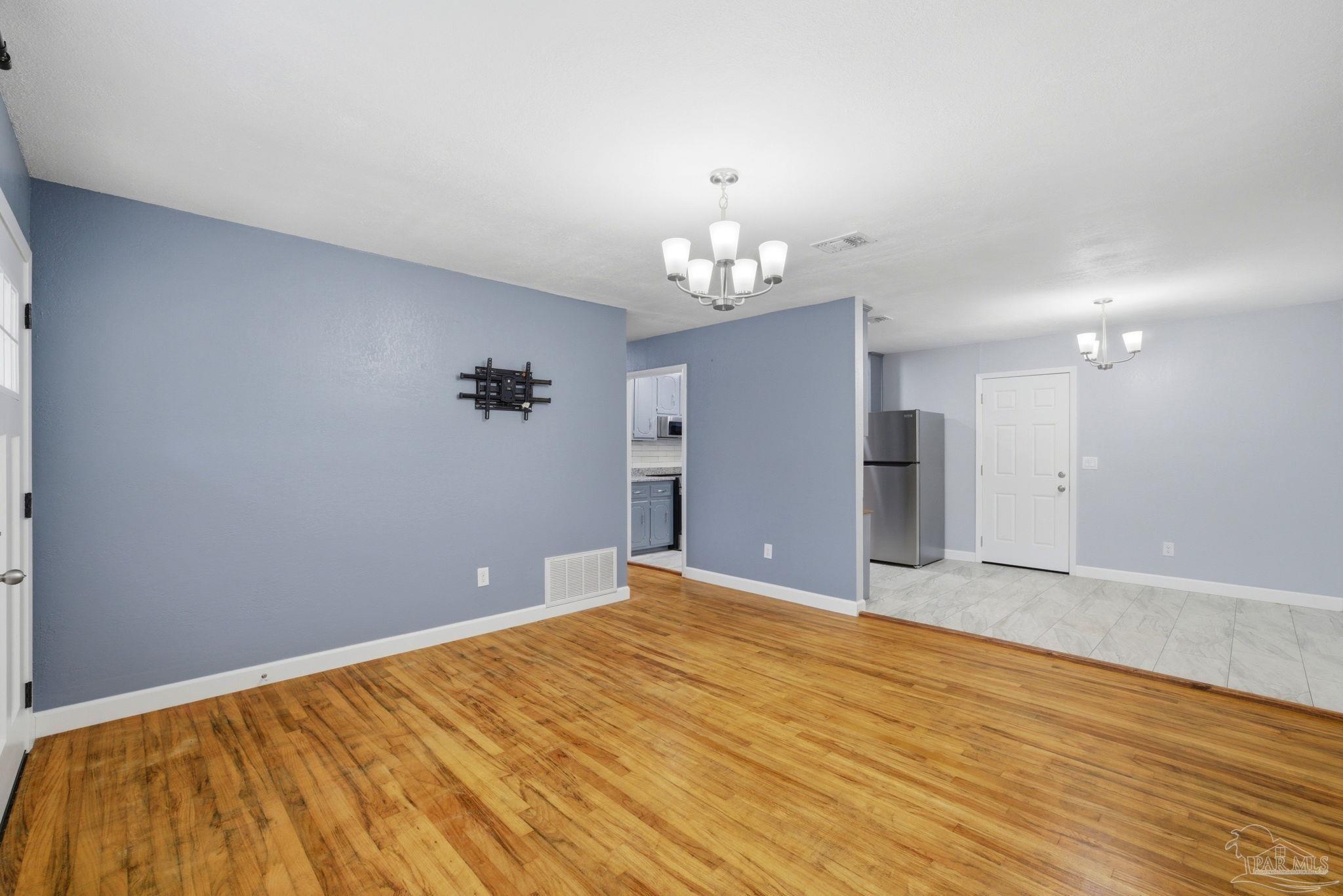 6464 Magnolia Street Milton, FL 32570 - Photo 9 of 37