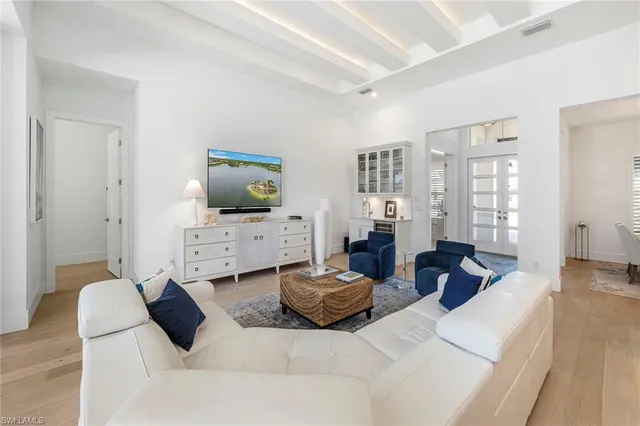 $1,949,000 | 14194 Galley Court, Naples, FL 34114