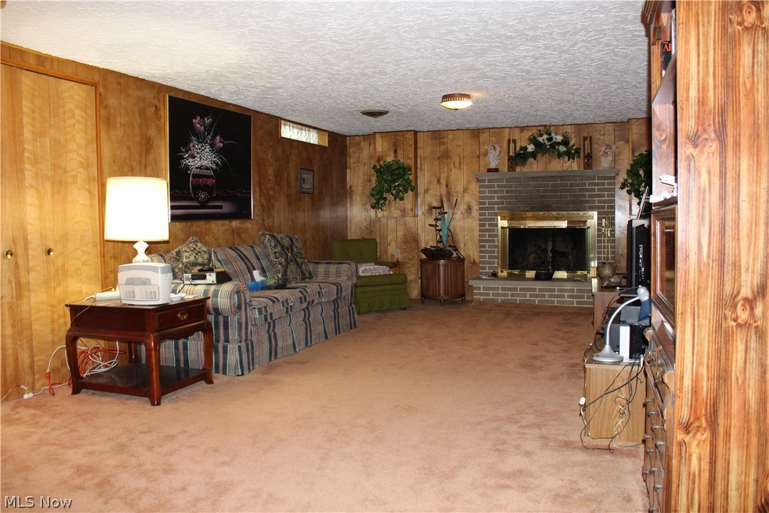 2260 Springfield Center Road Akron, OH 44312 - Photo 21 of 35 More closet space!