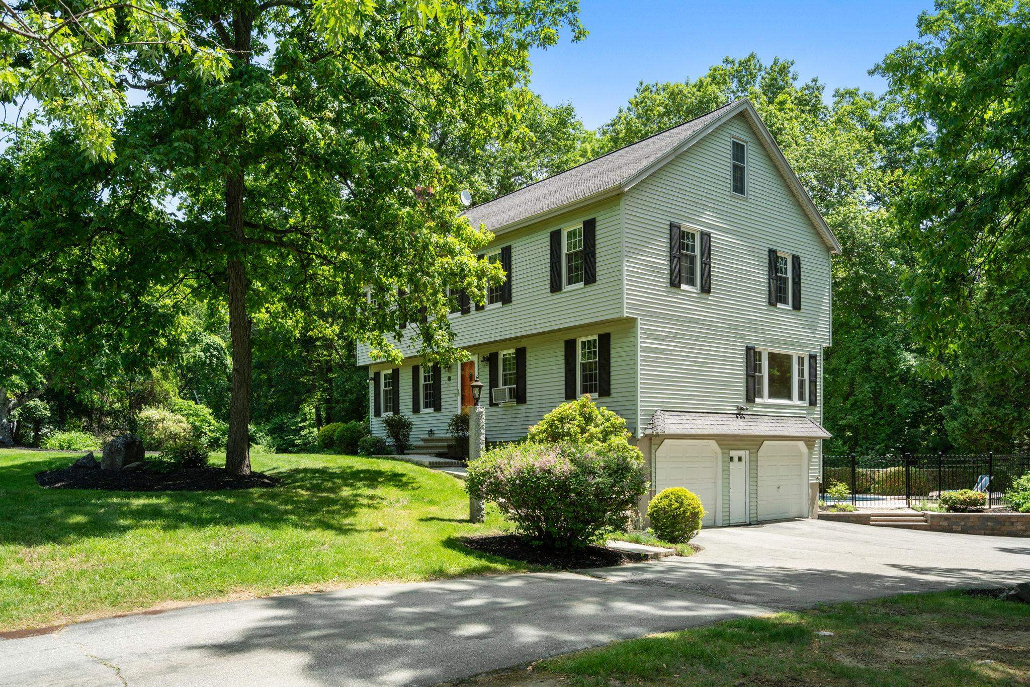 2 Grandview Road Windham, NH 03087 - Photo 5 of 44