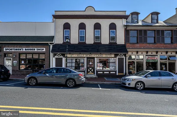 $2,050 | 39 High Street, Mount Holly, NJ 08060