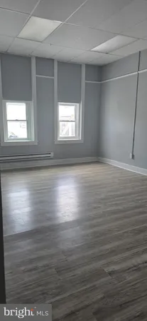 $2,050 | 39 High Street, Mount Holly, NJ 08060