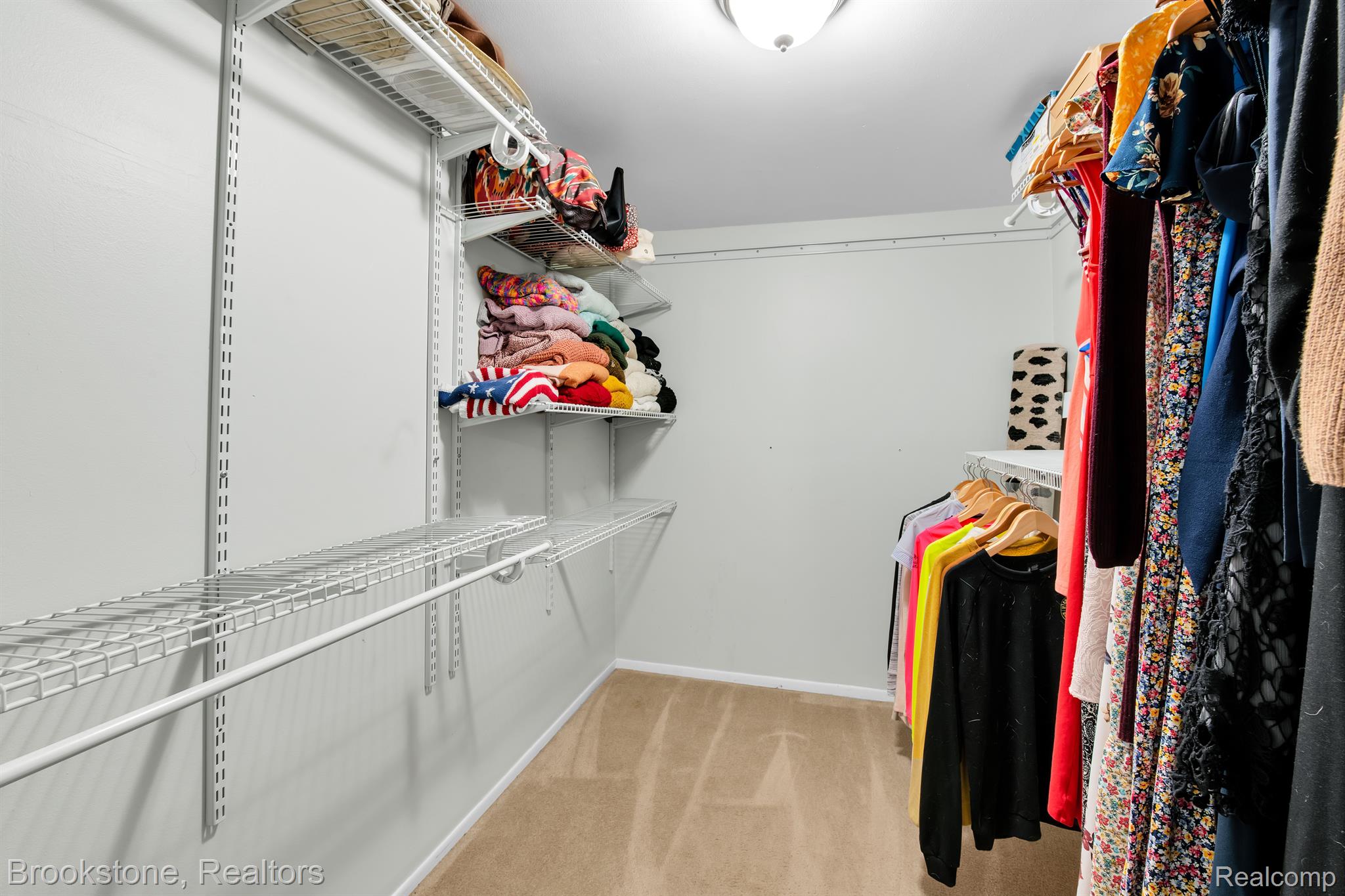 1683 Riverside Drive, Unit 5 Rochester, MI 48309 - Photo 15 of 40 Primary Bedroom Spacious WIC