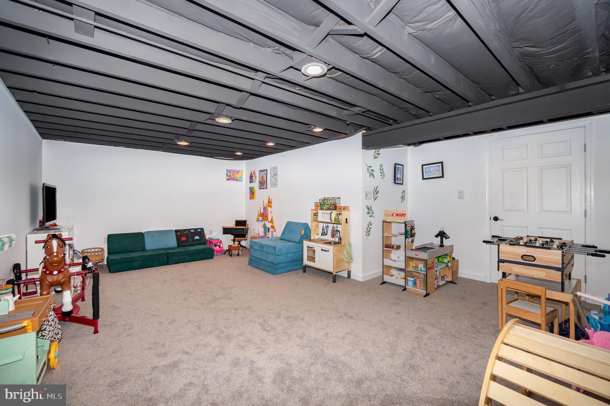 402 Haverhill Road Lancaster, PA 17601 - Photo 28 of 36