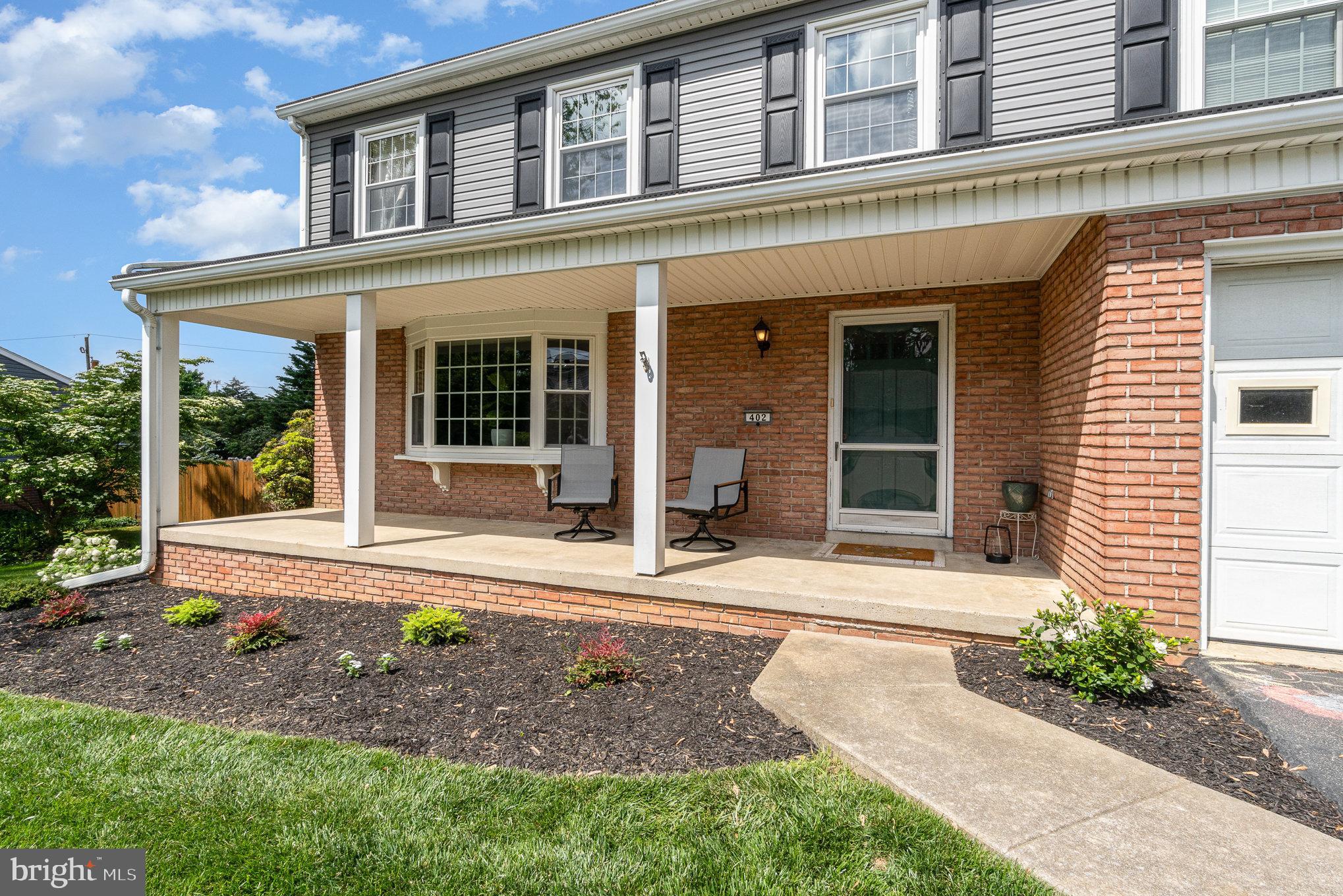 402 Haverhill Road Lancaster, PA 17601 - Photo 3 of 36