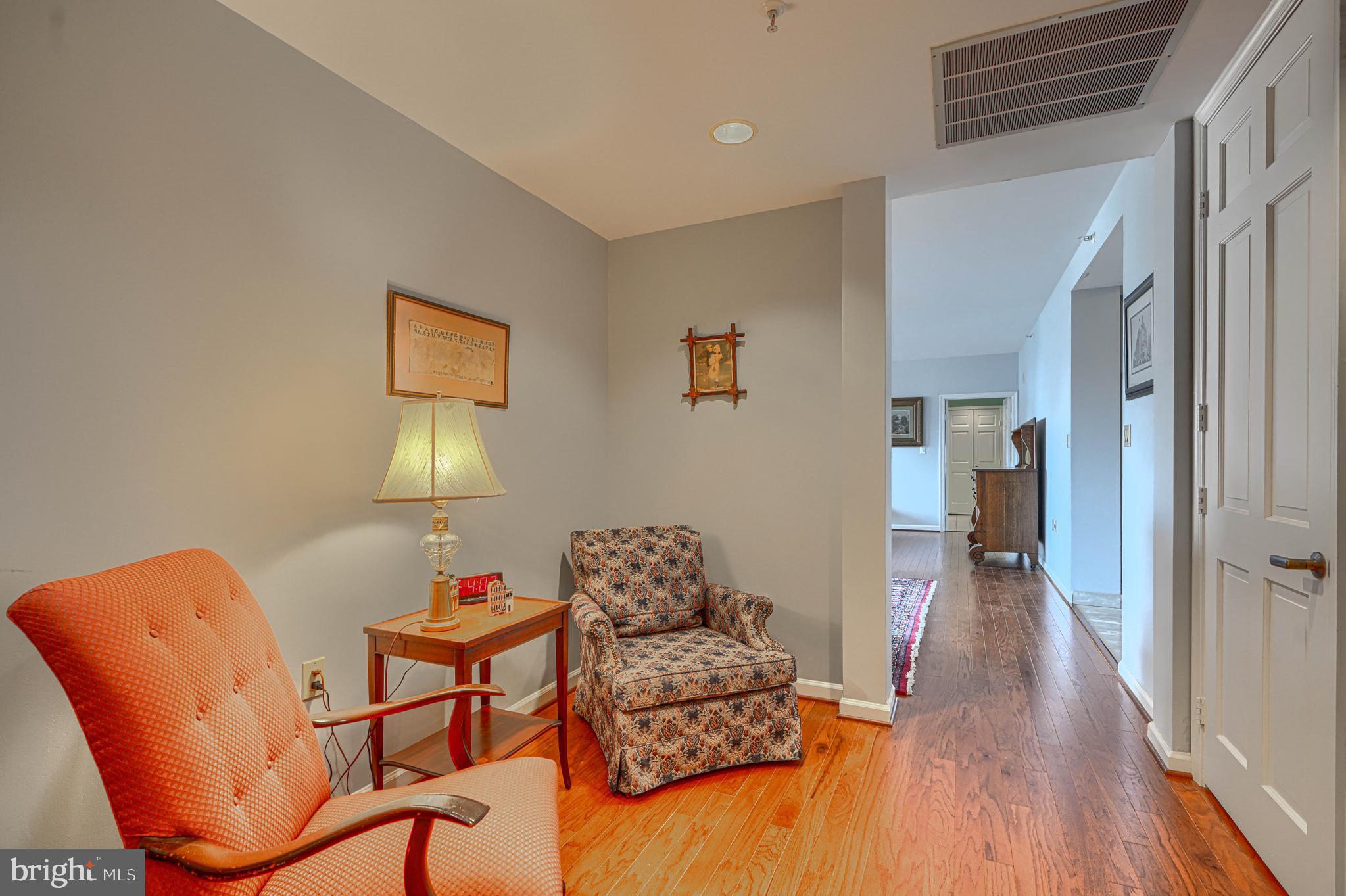 3801 Canterbury Road, Unit 912 Baltimore, MD 21218 - Photo 47 of 79 Hallway sitting area