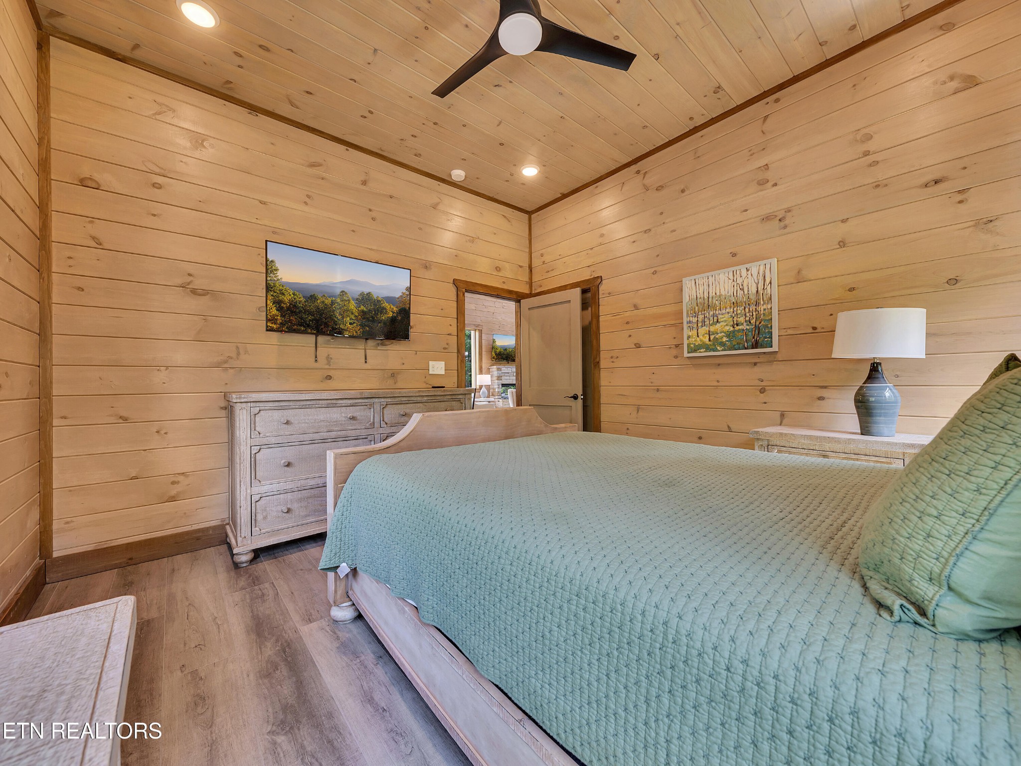 1940 Smoky Cove Road Sevierville, TN 37876 - Photo 15 of 45 Gallery Image 15