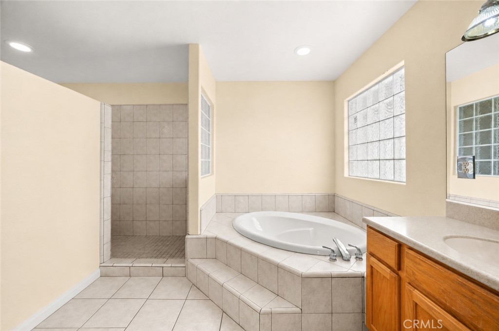 7682 Coleridge Road Oak Hills, CA 92344 - Photo 27 of 61 Gallery Image 27