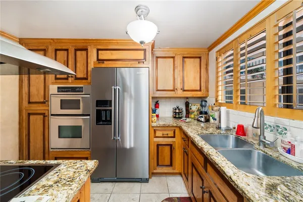 $659,000 | 3665 East 1st Street, Unit 202, Long Beach, CA 90803