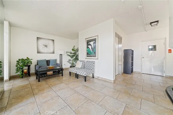 $659,000 | 3665 East 1st Street, Unit 202, Long Beach, CA 90803