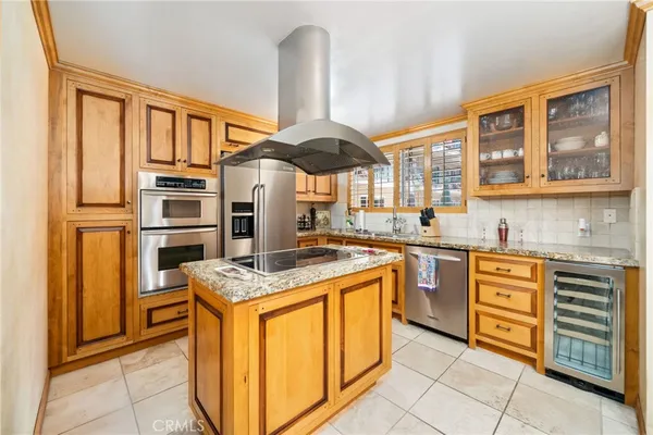 $659,000 | 3665 East 1st Street, Unit 202, Long Beach, CA 90803