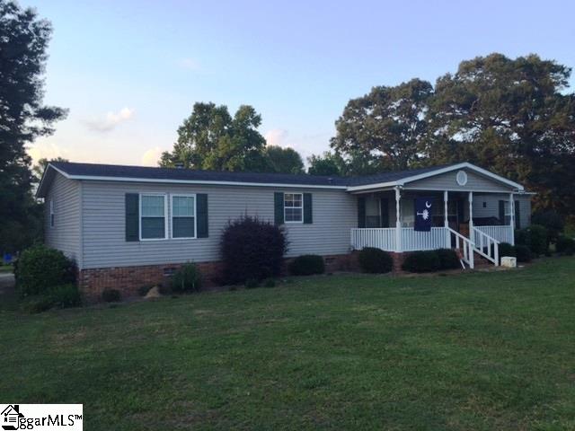 146 Ekom Beach Road Laurens, SC 29360 - Photo 1 of 13 Gallery Image 1