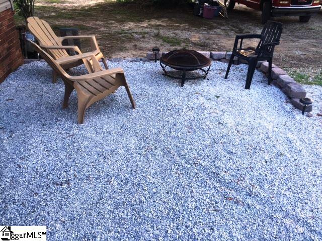 146 Ekom Beach Road Laurens, SC 29360 - Photo 8 of 13 Gallery Image 8