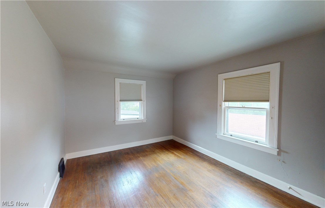 5099 Spencer Road Cleveland, OH 44124 - Photo 15 of 21 Gallery Image 15