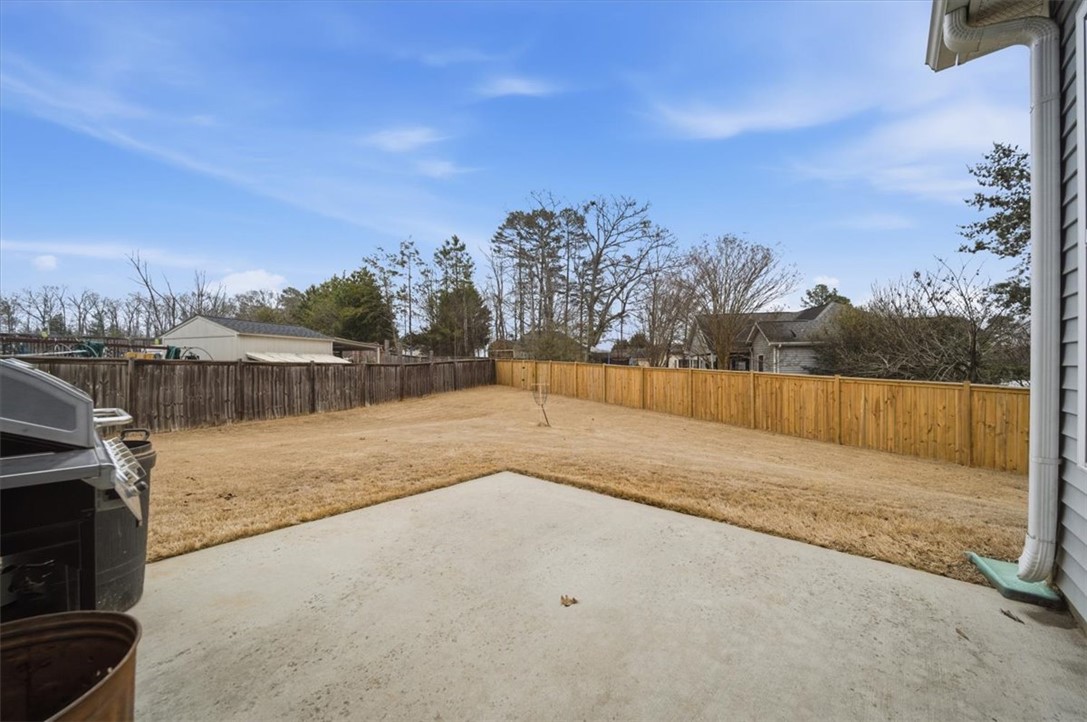 324 Crestgate Way Easley, SC 29642 - Photo 36 of 44 This outdoor space offers a private yard, perfect for relaxation or entertaining.