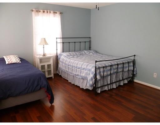 38 Martha Street Springfield, MA 01151 - Photo 17 of 28