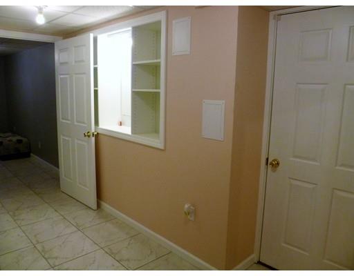 38 Martha Street Springfield, MA 01151 - Photo 25 of 28