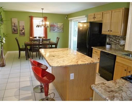 38 Martha Street Springfield, MA 01151 - Photo 8 of 28